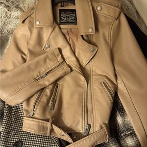 Euc levi strauss faux leather moto jacket